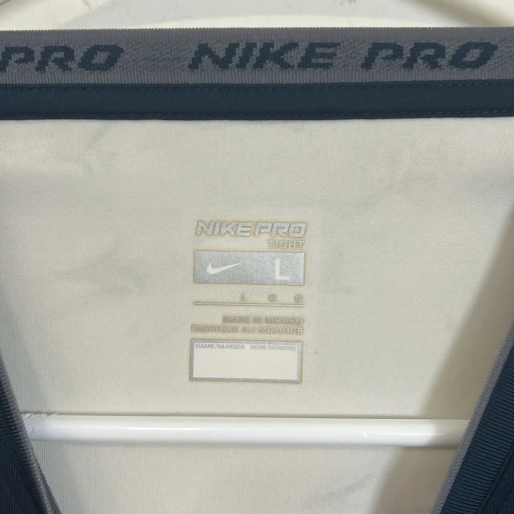 Nike Pro Long Sleeve Shirt size large Navy blue and White athletic workout shirt